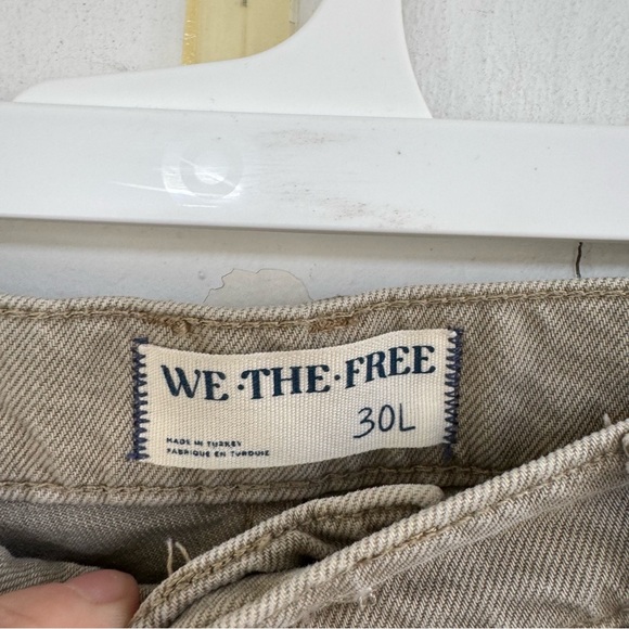 Free People We the Free Good Luck Mid-Rise Barrel Jeans in Taupe size 30L - Picture 4 of 8